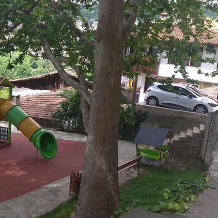 Hostel Pashov Veliko Tarnovo Exterior photo