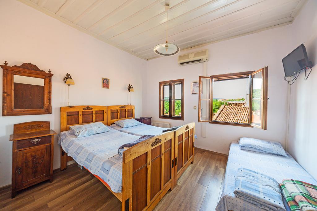 Hostel Pashov Veliko Tarnovo Exterior photo