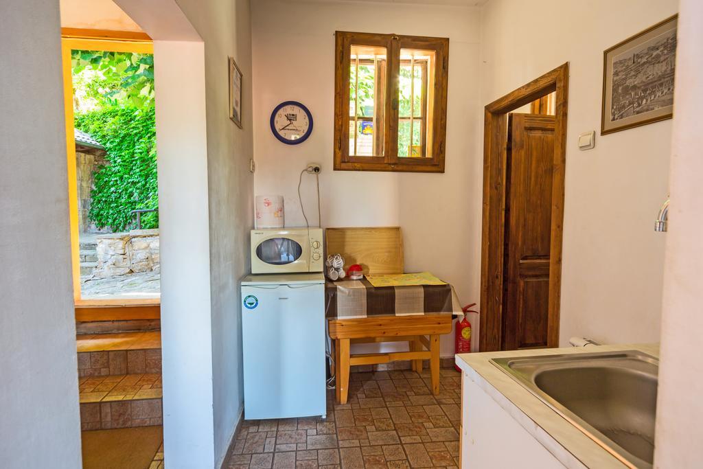 Hostel Pashov Veliko Tarnovo Exterior photo