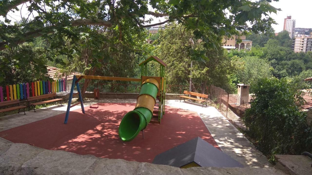Hostel Pashov Veliko Tarnovo Exterior photo